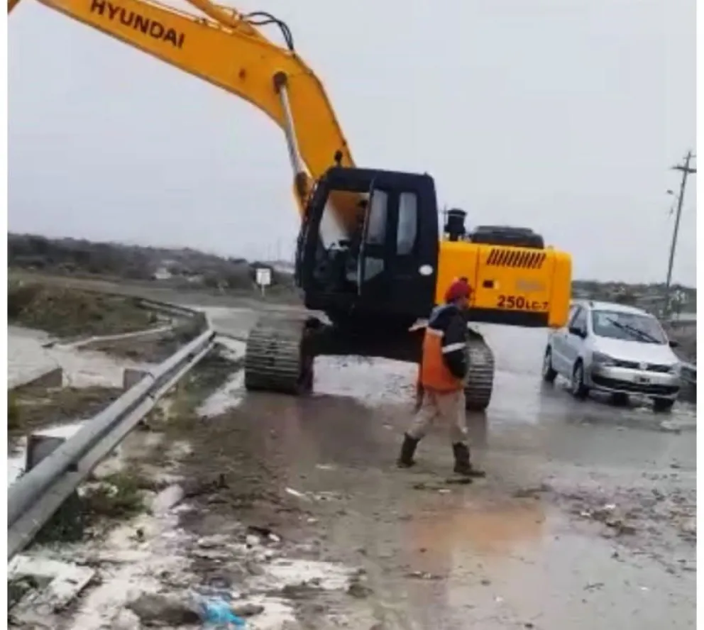 Cortarán la circulación en el puente de Caleta Córdova