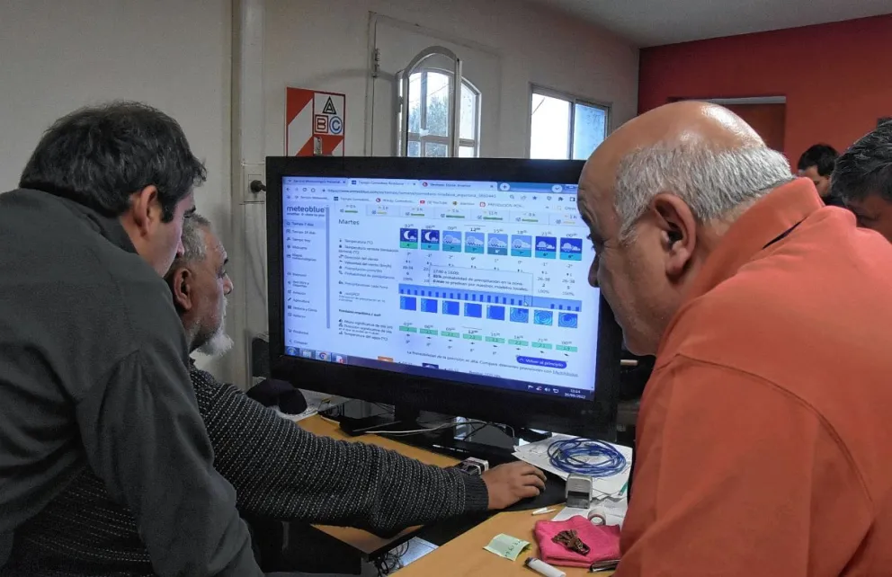 Más 120 personas de distintas áreas municipales están abocadas a la contingencia para brindar asistencia