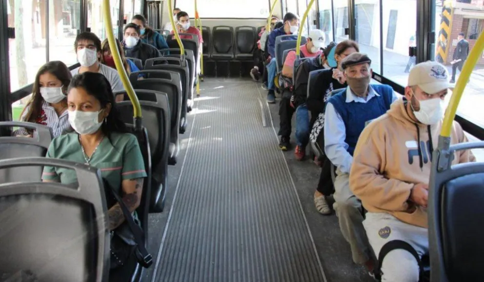 Ya no es obligatorio el uso del barbijo en espacios cerrados y transporte público