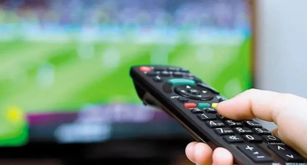 El Gobierno autorizó incrementos de casi 30% en telefonía, Internet y TV cable