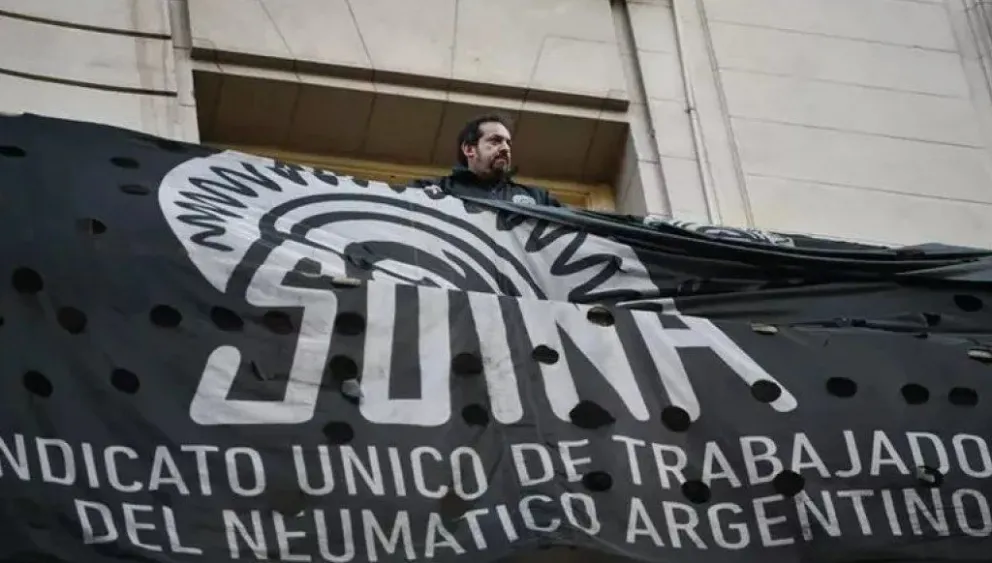 Tras cinco meses de disputa gremial, cierra uno de los principales fabricantes de neumáticos en el país