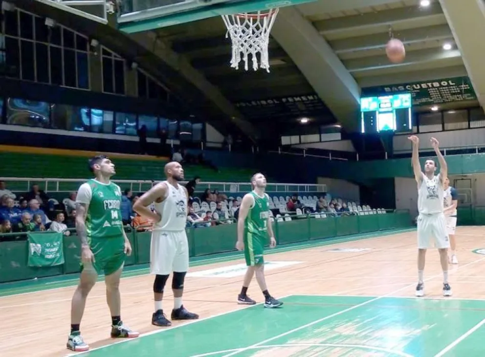 Buen debut del extranjero DeVaughn en Gimnasia