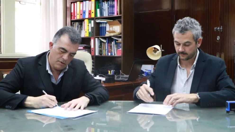 El Gobierno del Chubut y la Universidad de Buenos Aires firmaron un convenio de investigación y asistencia técnica en obras de ingeniería