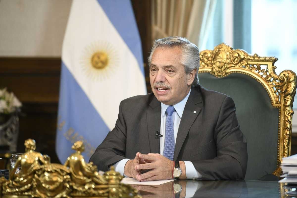 Fernández recibió a la CGT para hablar de paritarias; analizan un bono de fin de año