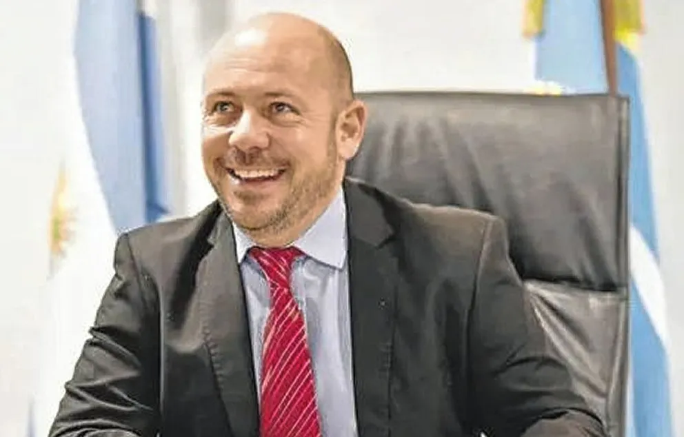 Sastre, a cargo de la Gobernación