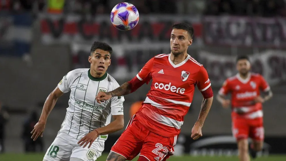 River perdió con Banfield y se alejó de la pelea por la Liga Profesional