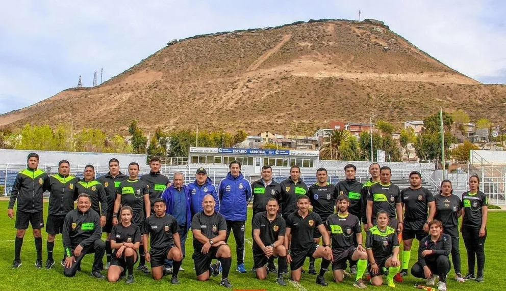 Productiva capacitación de árbitros