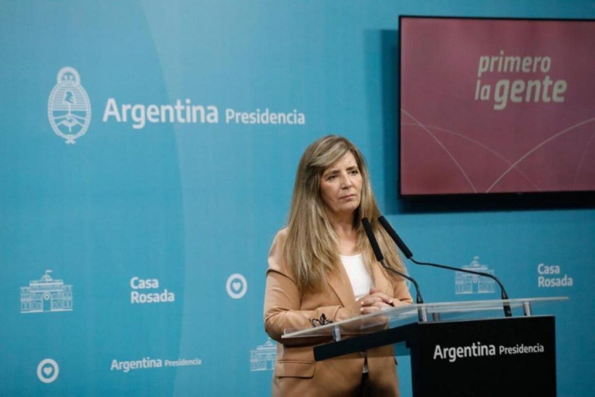 Cerruti reconoció inminentes cambios en el dólar turista: "No va adonde lo necesitamos"