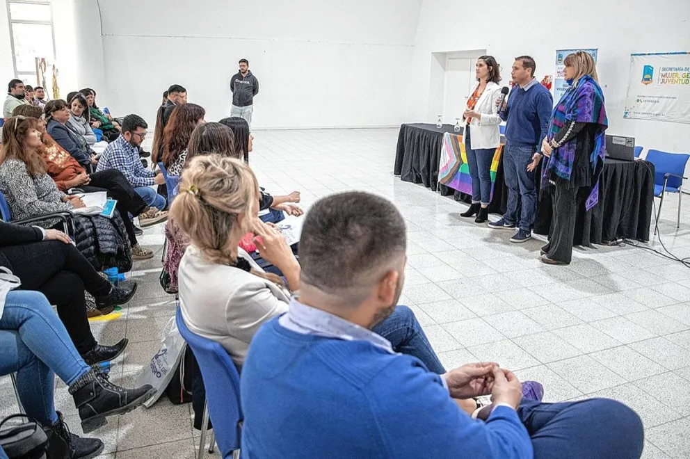 Comodoro dio la bienvenida al II Encuentro Regional de Áreas de Género