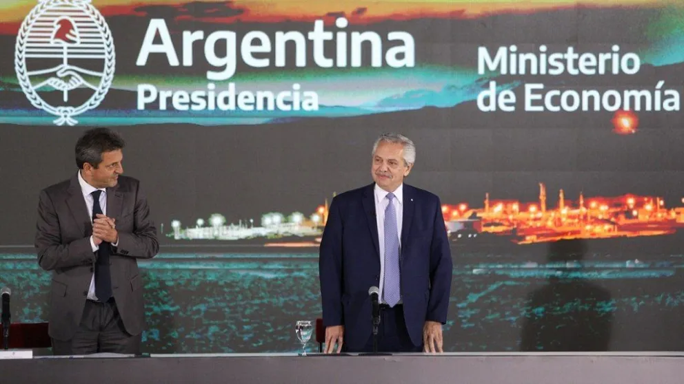 Fernández presentó el Plan Gas 4 y 5 junto a Massa: “Acá está secreto de nuestro futuro desarrollo”
