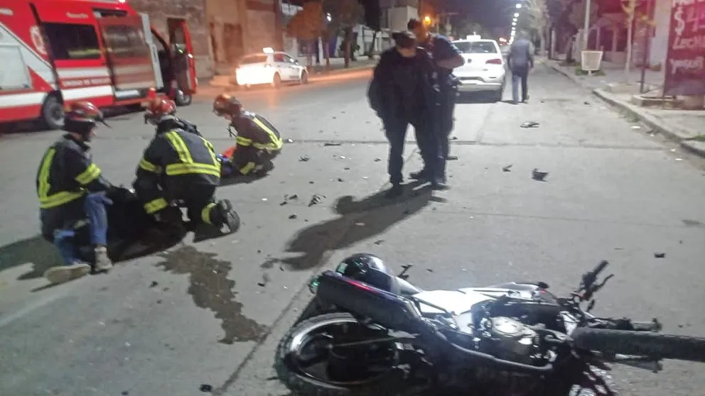 Dos accidentes con motociclistas lesionados en Trelew