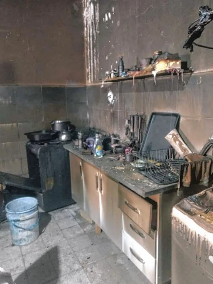 Piden donaciones para la familia que sufrió el trágico incendio en Quirno Costa