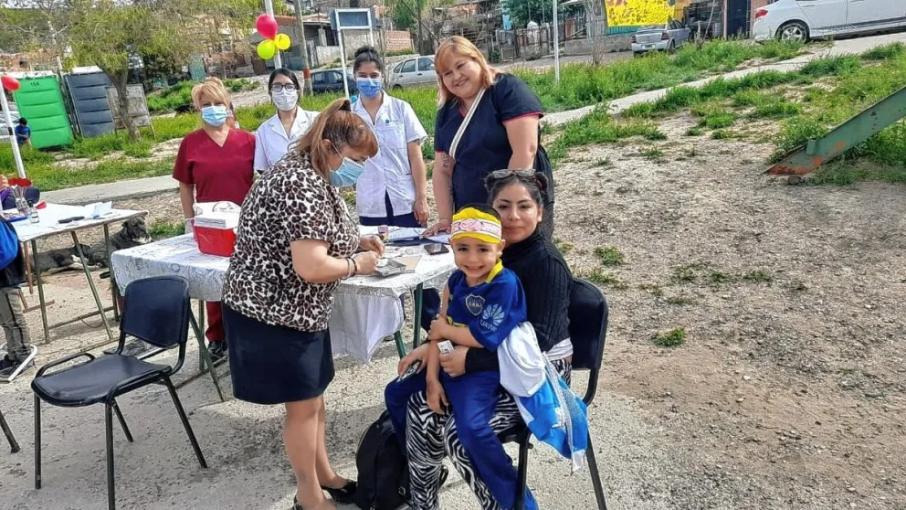 La Red “Somos Uno” realizó una Kermesse por la Paz y la Sanidad en el barrio Máximo Abásolo