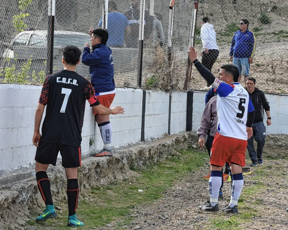 Ameghino ganó un partido complicado