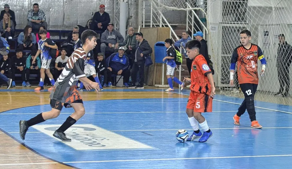 Gran debut de Huracán en C-11