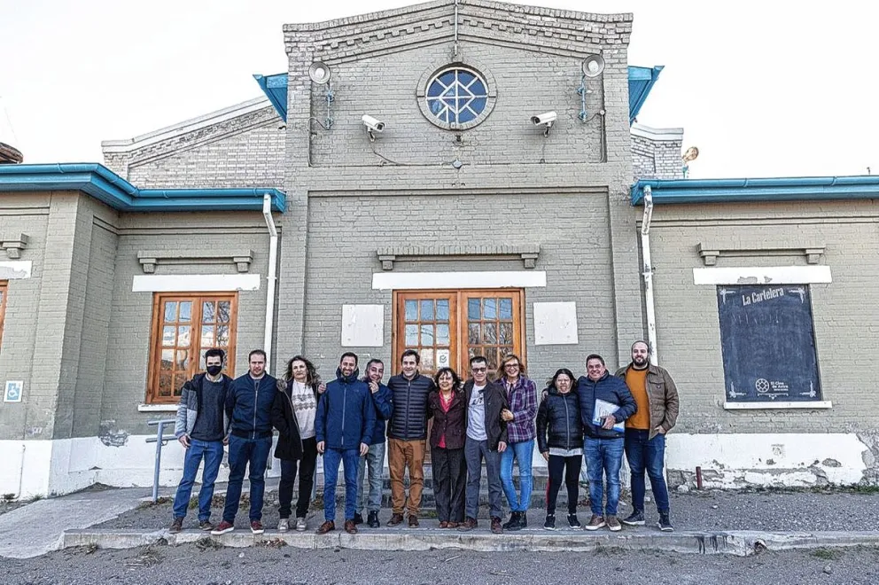 Luque recorrió los edificios históricos del barrio de Astra