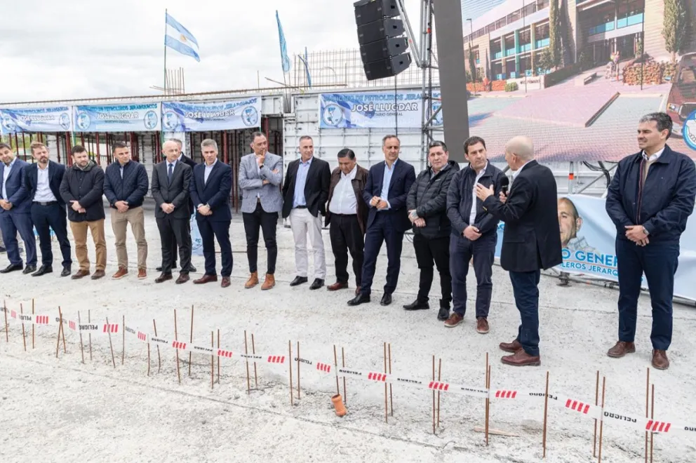 Iniciaron la obra de la escuela de Petroleros Jerárquicos