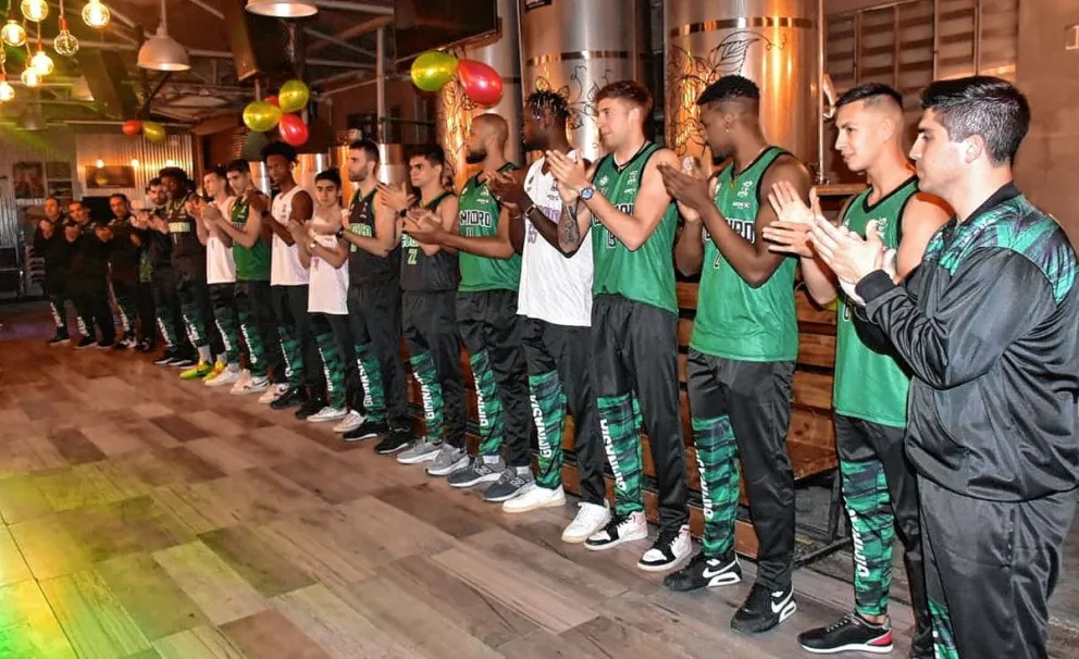 Gimnasia presentó al plantel