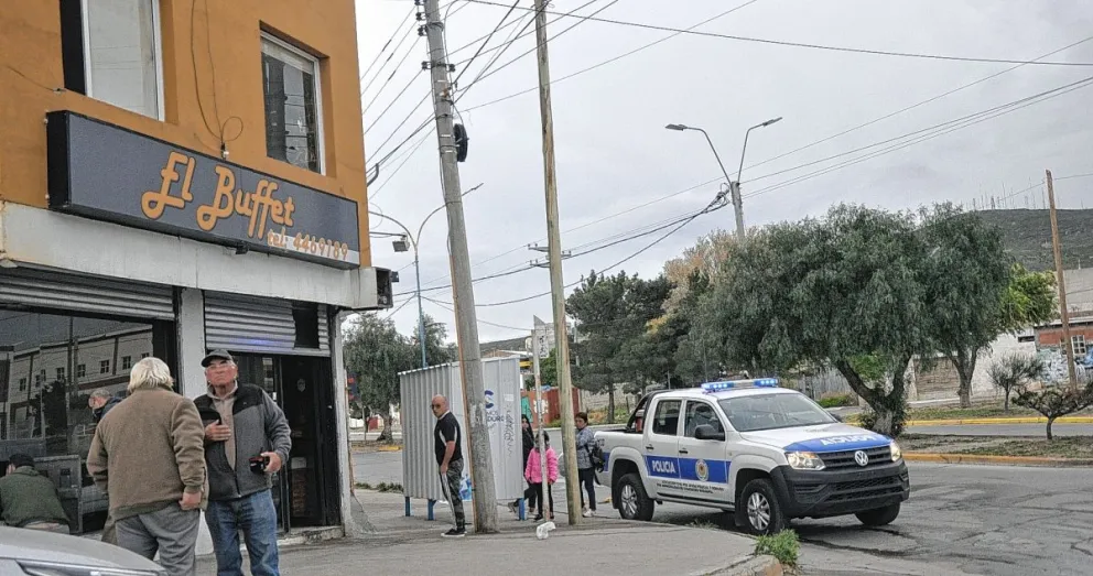 Sustos y corridas por principio  de incendio en una rotisería