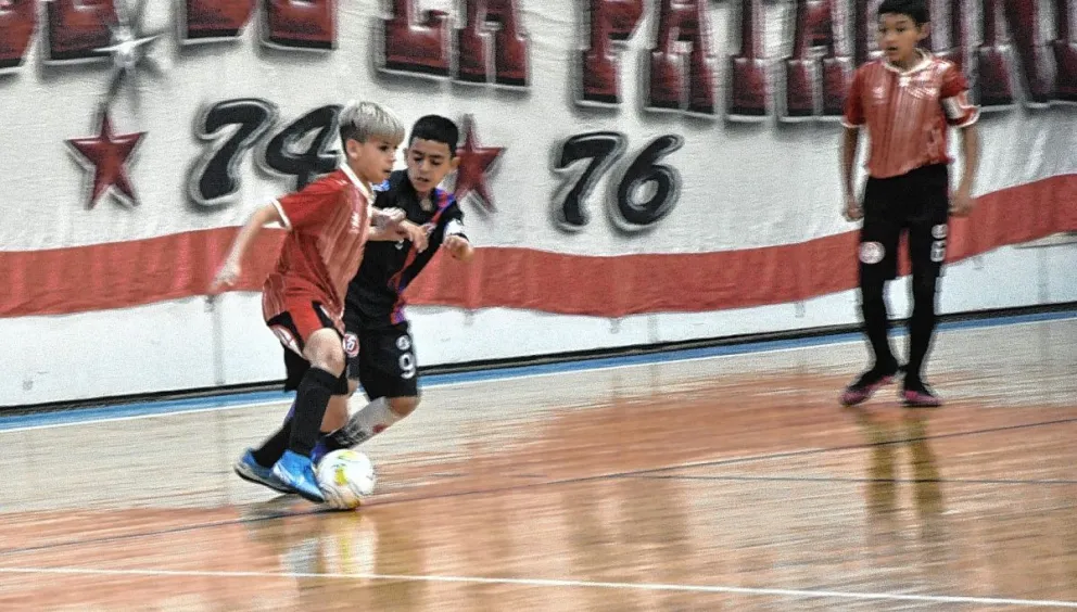 Chacarita, Huracán y La Súper B ganadores argentinos