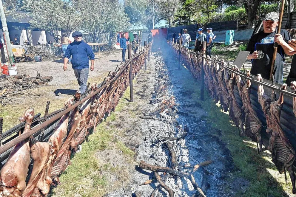 Camarones festejó su 122º Aniversario