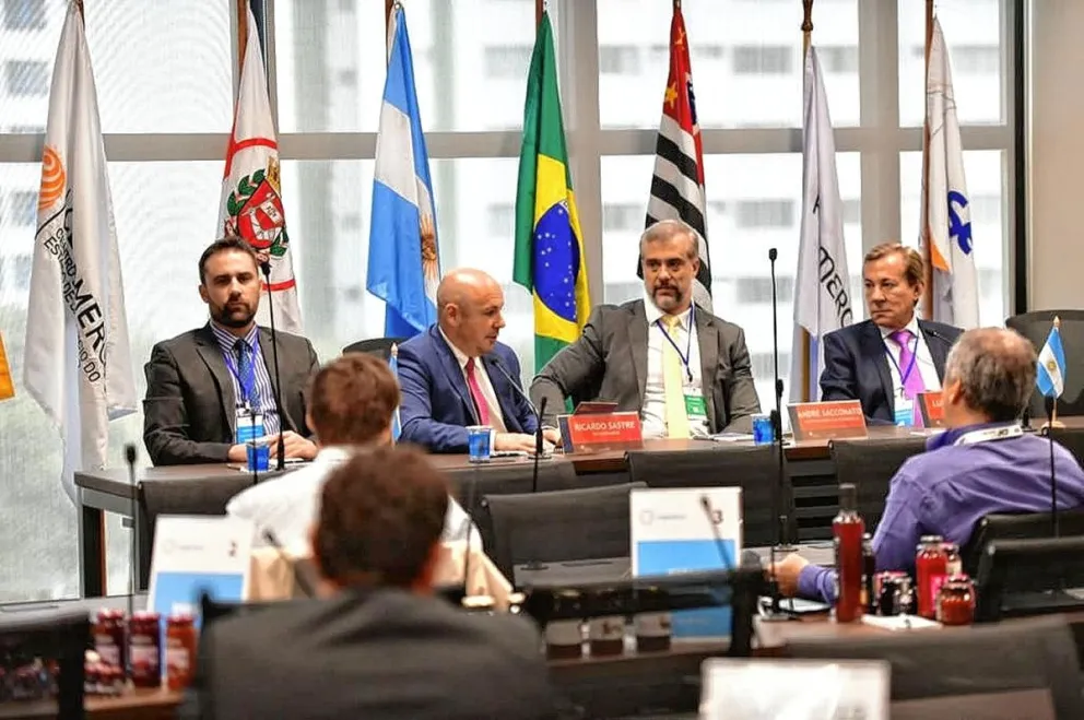 Cavaco destacó la misión comercial del gobierno a Brasil y aseguró que en el corto plazo habrá resultados concretos