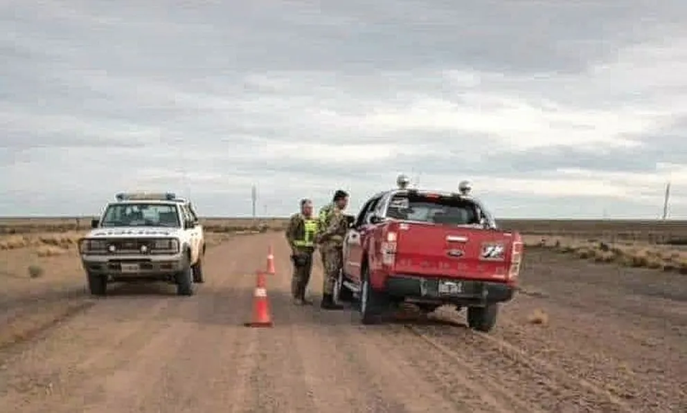 Operaciones Rurales detuvo in fraganti a sujetos que llevaban carne faenada de guanaco 
