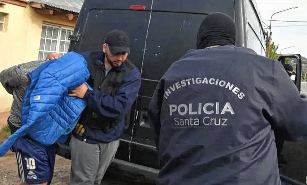 Una beba de 11 meses fue baleada en Caleta Olivia: hay un detenido y dos armas secuestradas