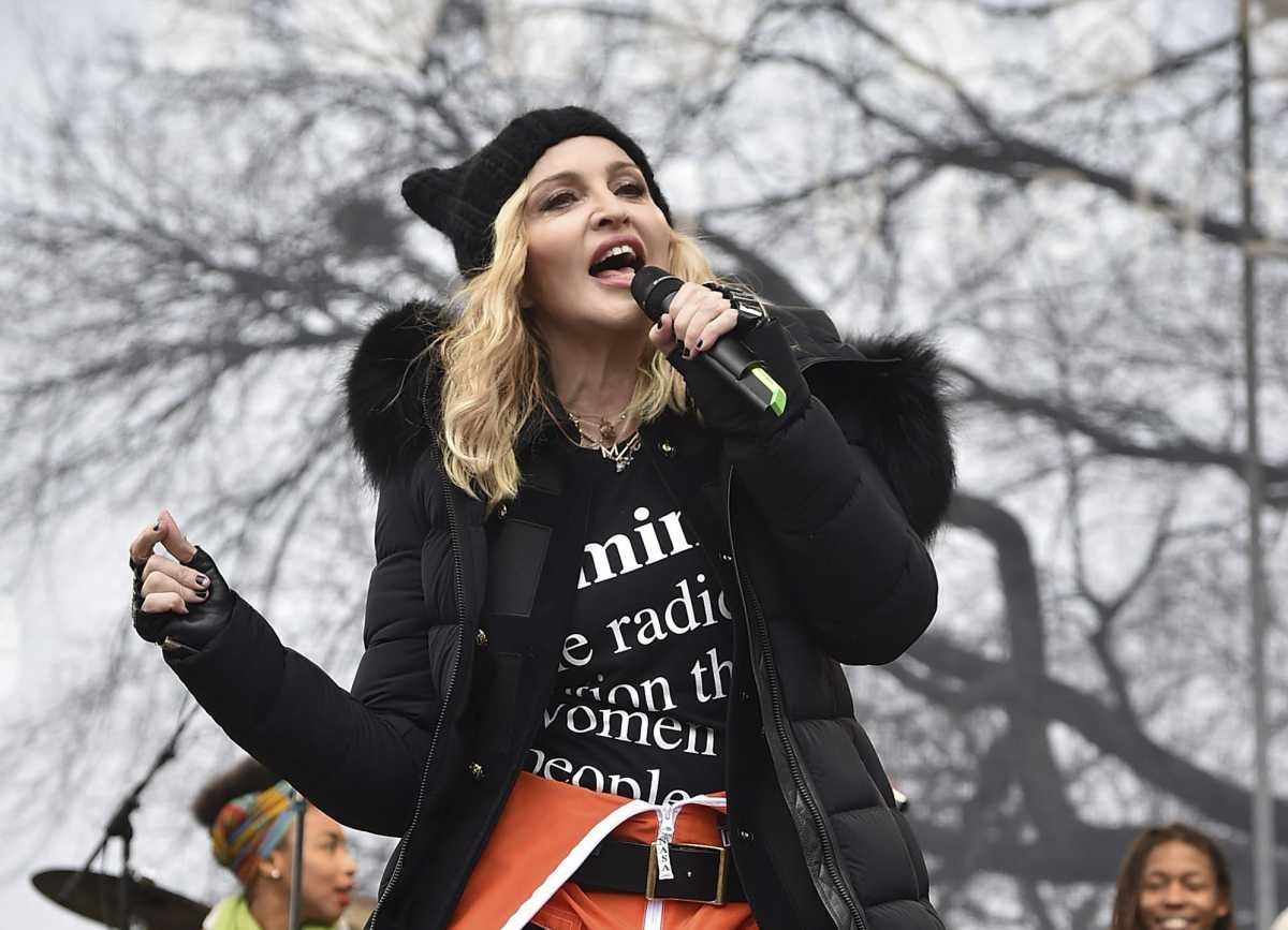 Madonna revolucionó las redes sociales con un mensaje: "Soy gay"