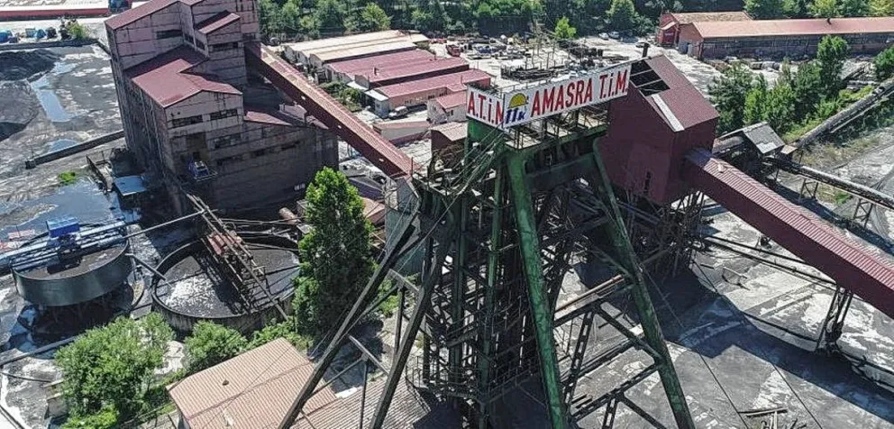 Turquía: al menos catorce operarios murieron al explotar una mina de carbón