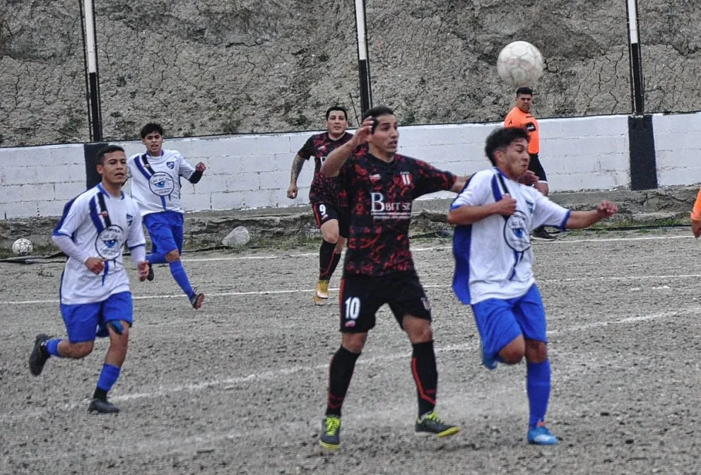 En su cuarto triunfo seguido, San Martín bajó a Ameghino
