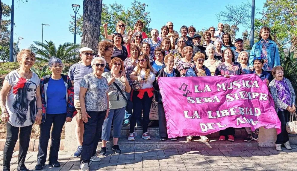 El Coro Municipal “Voces Comodorenses” participó de importante encuentro en Catamarca