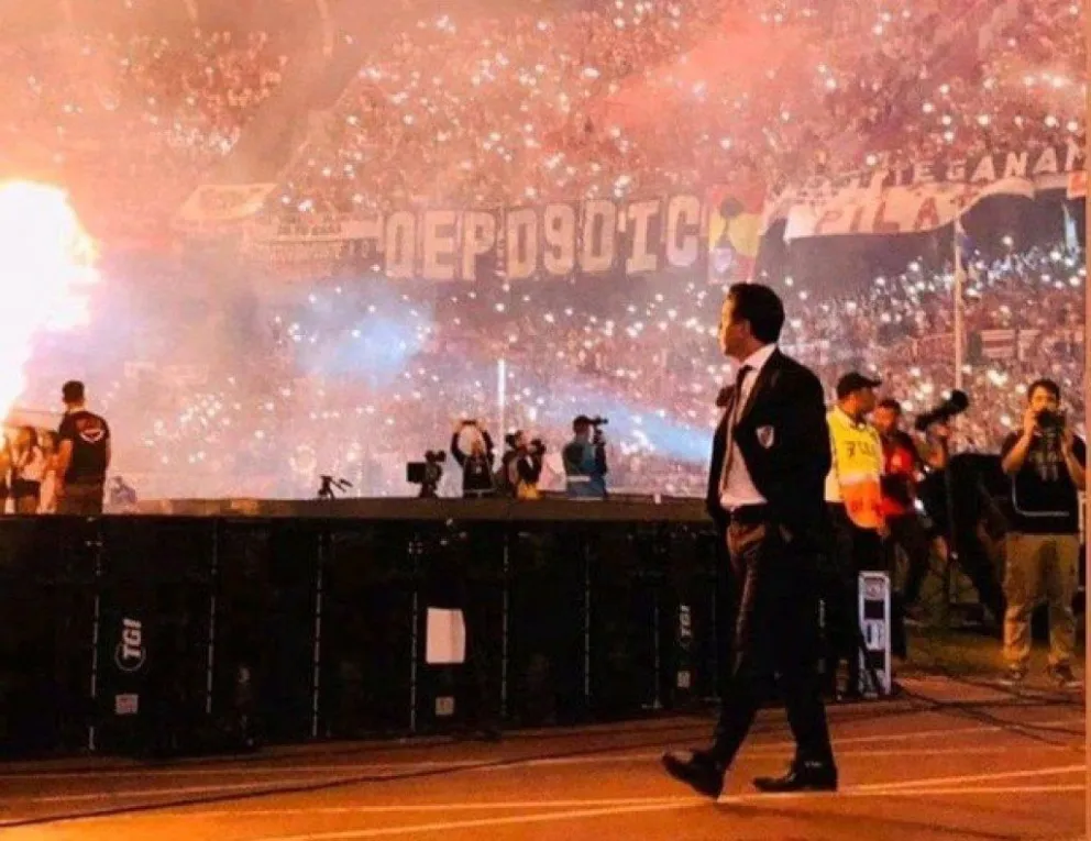 "Muñeco eterno": emotiva despedida a Gallardo con 72 mil personas en su último partido en el Más Monumental