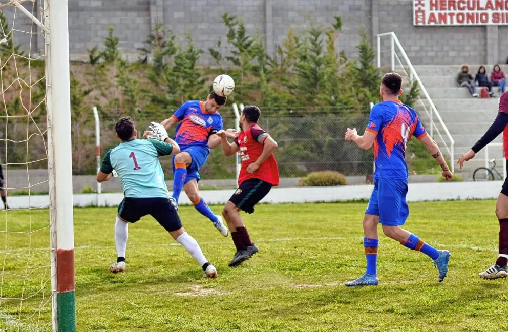 C.A.I. y Ferro completan la fecha inicial