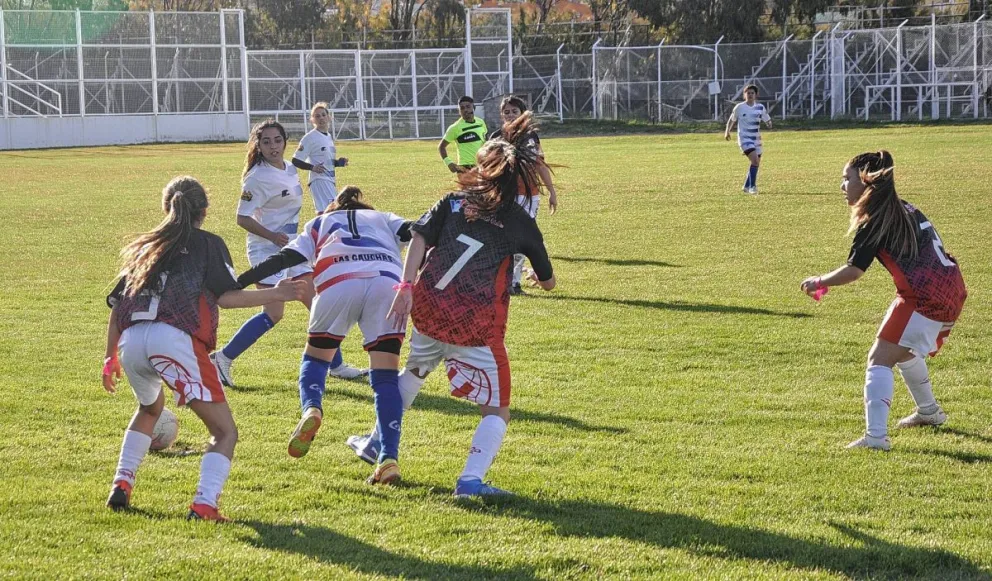 El femenino, nuevamente a la cancha
