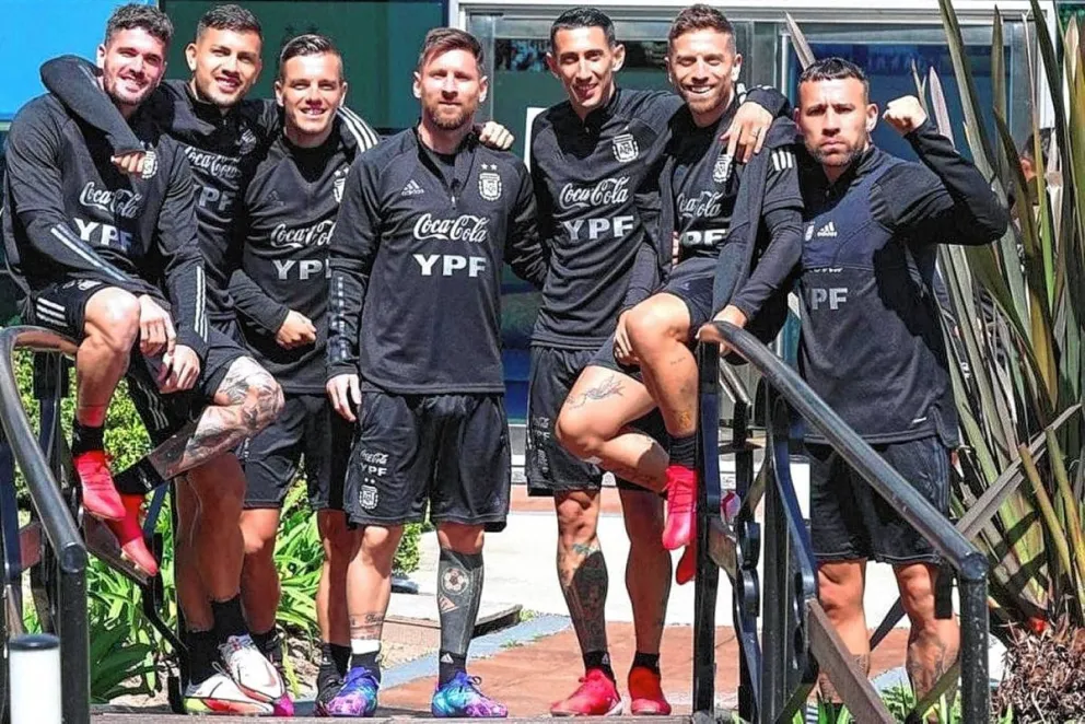 Con Messi a la cabeza y varias sorpresas, Scaloni presentó la lista preliminar para Qatar 2022