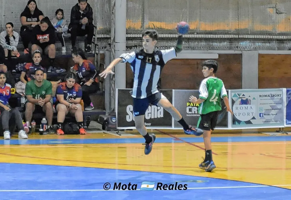 Handball: Castañares e Ivanoff, convocados a la Preselección argentina de cadetes