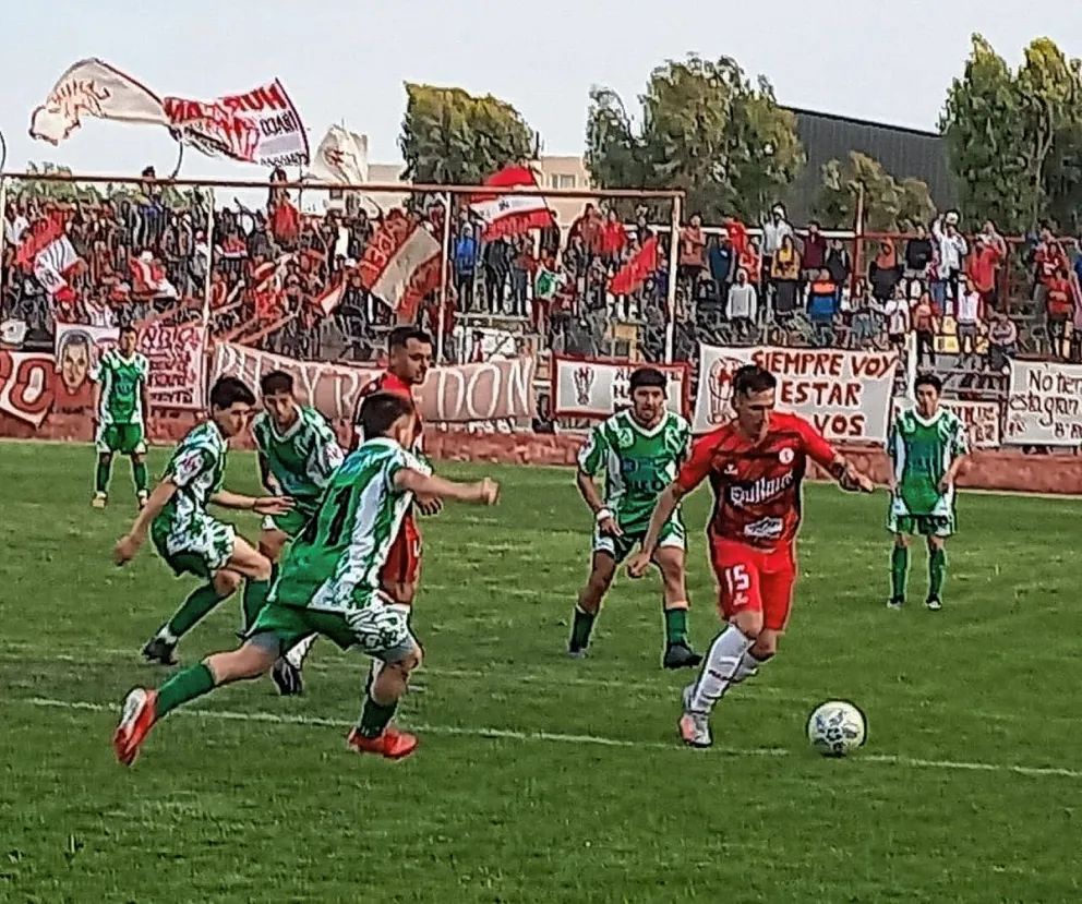 Huracán comenzó el Zonal con victoria