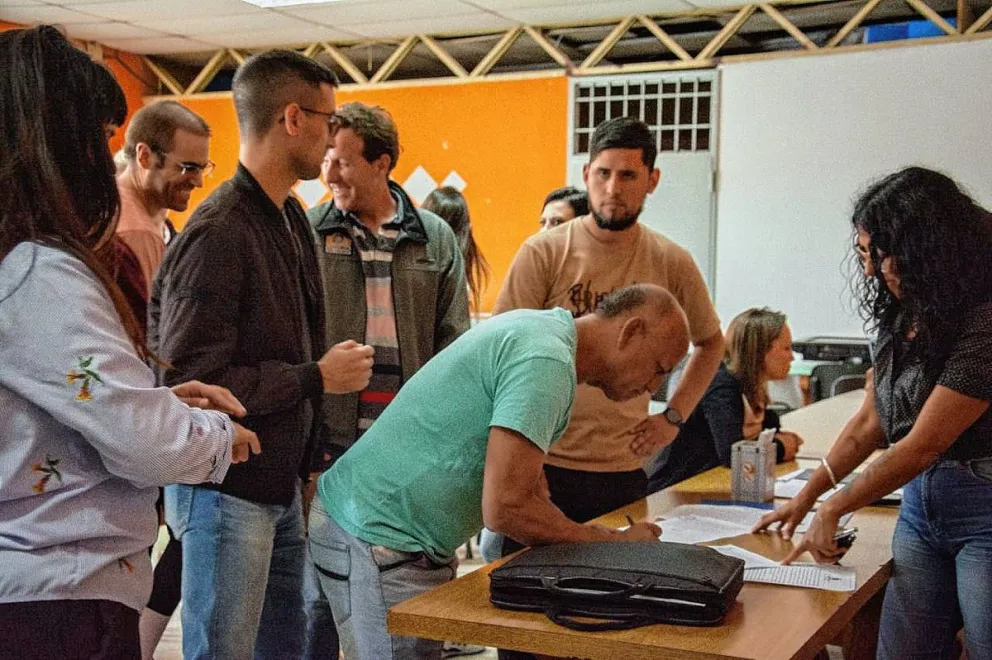 Trabajadores del Instituto de Asistencia Social llegaron a nuevo acuerdo salarial 