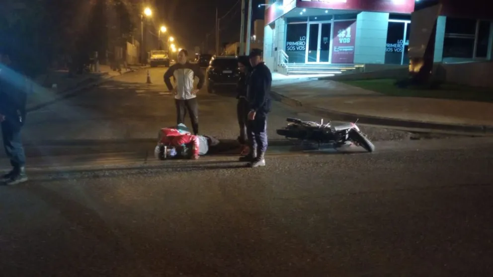 Un motociclista fue embestido en avenida Canadá