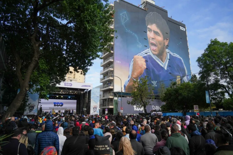 Se inauguró el mural más grande del mundo en homenaje a Diego Armando Maradona