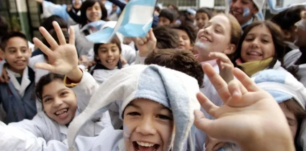 Mundial Qatar 2022: qué sucederá en los colegios los días que juegue la Selección