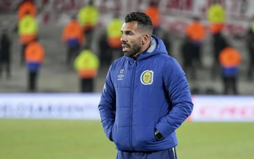 Tevez anunció su alejamiento como entrenador de Rosario Central: "No quiero ser un obstáculo"