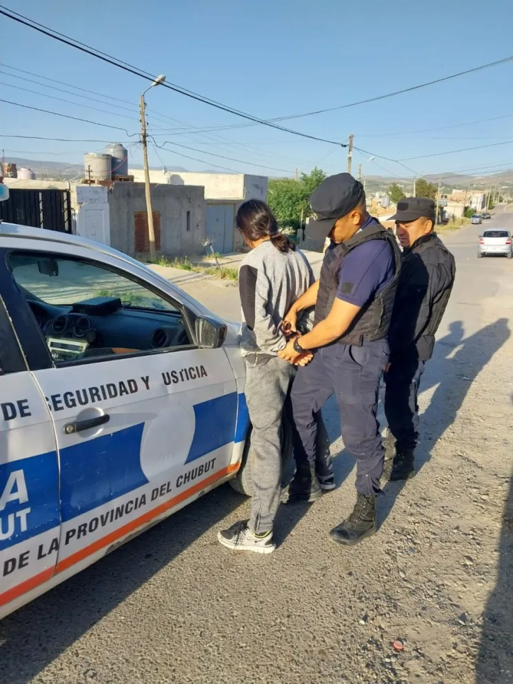 Lo detuvieron y tenía pedido de captura