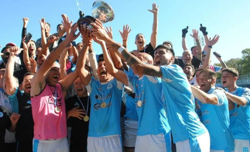 Defensores Unidos igualó con Villa San Carlos y ascendió a la Primera Nacional