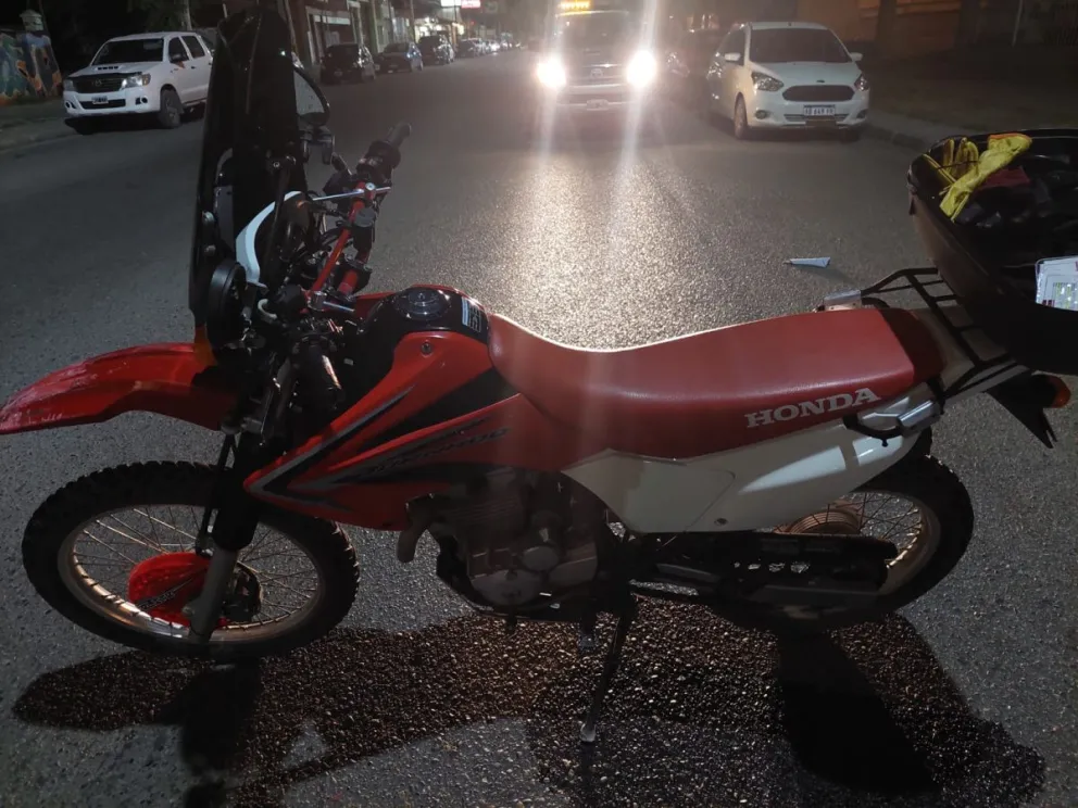 Un motociclista protagonizó un accidente y resultó estar alcoholizado