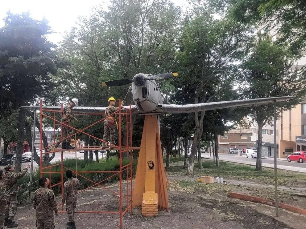 Intenso trabajo en la puesta en valor de  uno de los monumentos de la ciudad