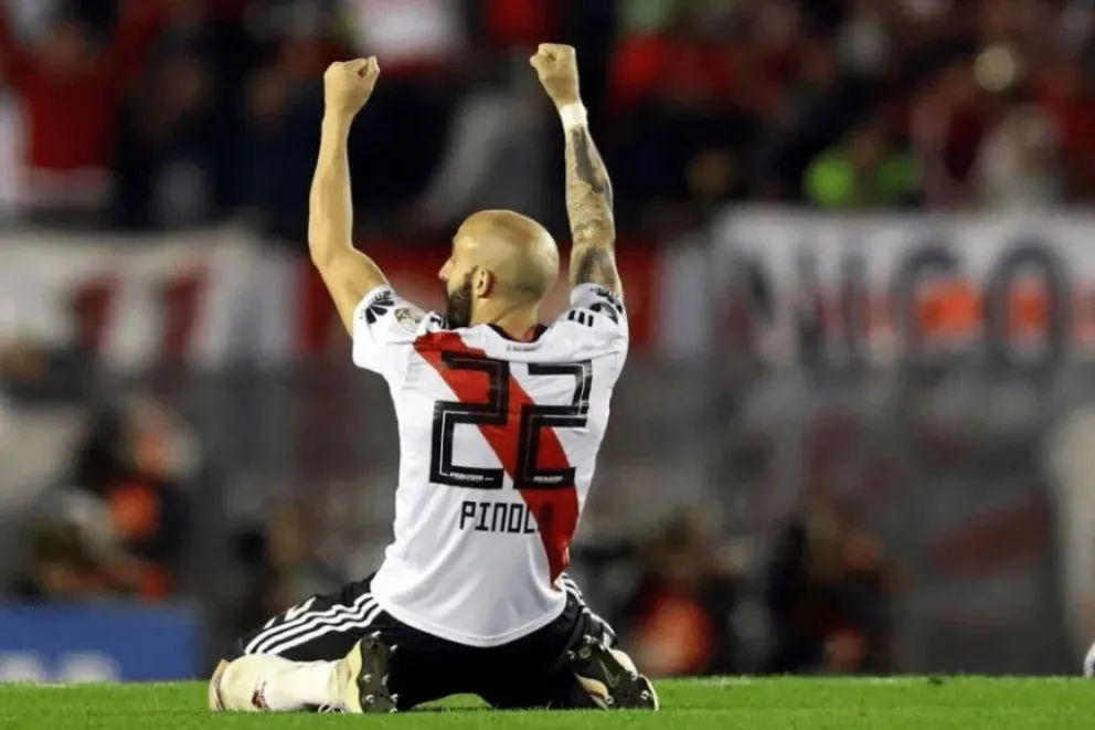 Se retiró Javier Pinola: el hombre que pasó de ser leyenda en el Nürnberg a ídolo de River