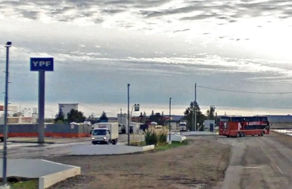 Asaltantes amenazan con picana y golpean a  comerciante para robarle más de $ 2 millones