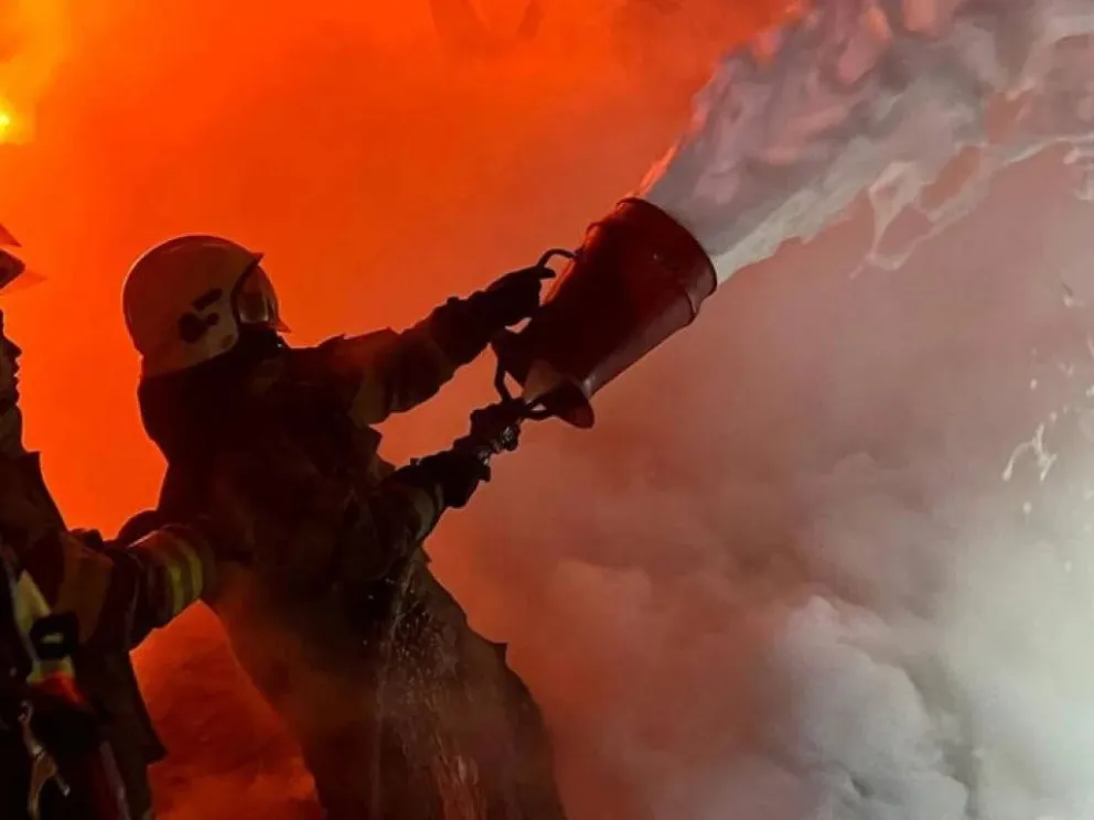 Los misiles rusos golpean la red de energía de Ucrania y los combates se intensifican